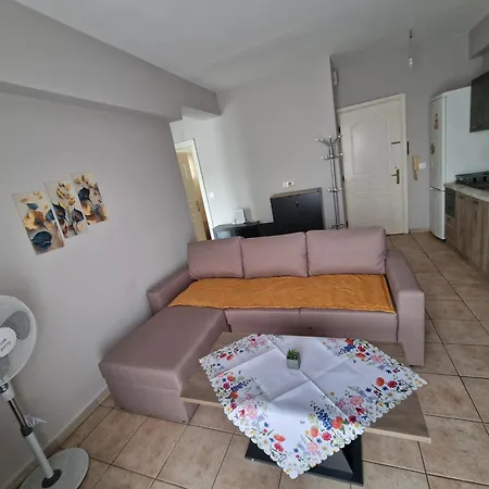 Apartman The Colorful House With Balcony View *